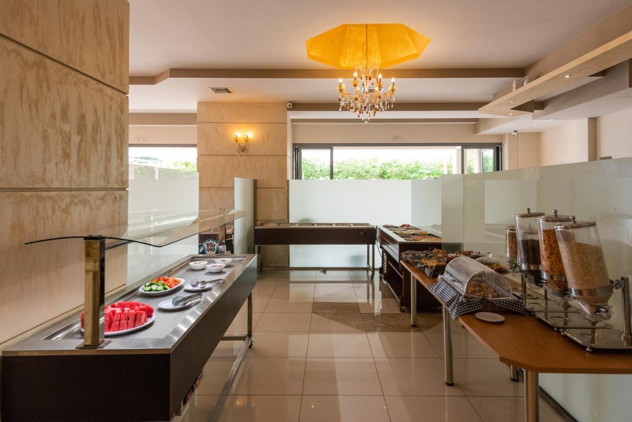 Buka Sandy Beach Messíni المظهر الخارجي الصورة