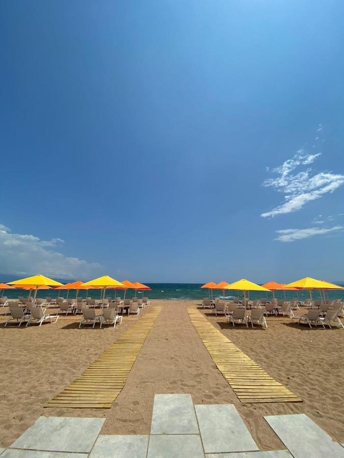 Buka Sandy Beach Messíni المظهر الخارجي الصورة