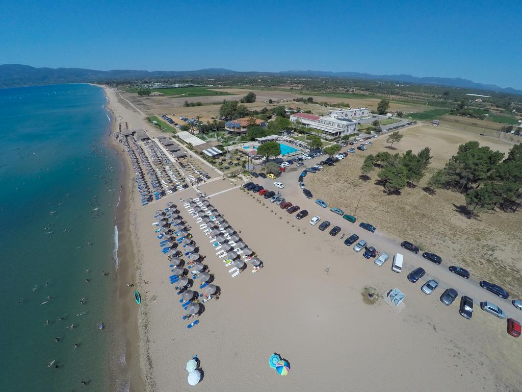 Buka Sandy Beach Messíni المظهر الخارجي الصورة